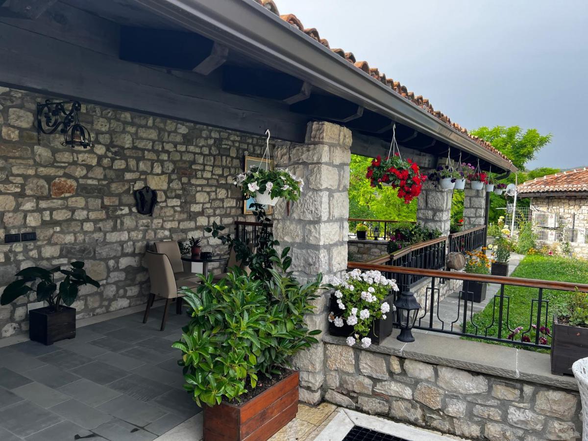 Villa Oda Tomori Berati Exterior foto